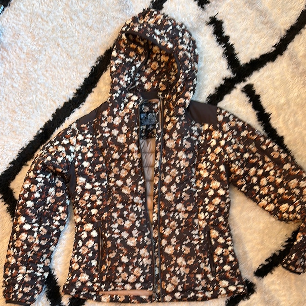 Puffer Kuhl women’s jacket medium